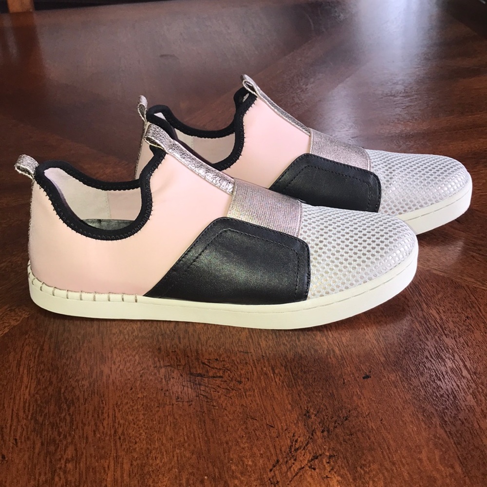 Gianni Bini gold pink black slip on sneakers NWT